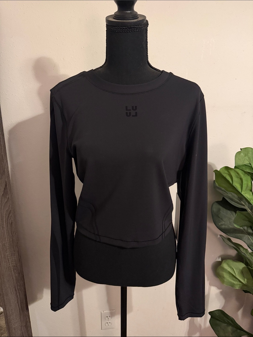 lululemon athletica Black Long-Sleeve Crew Training Top